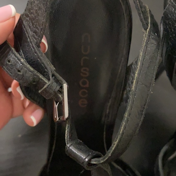 Nursace Embossed Leather Platform Sandals - Picture 3 of 11